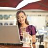 6 Factores Clave en la Elección entre Aprendizaje Móvil y Presencial
